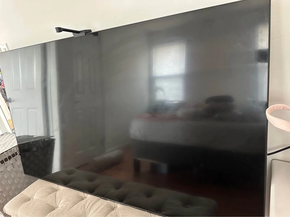 Samsung 65” 4K Smart TV - photo 4