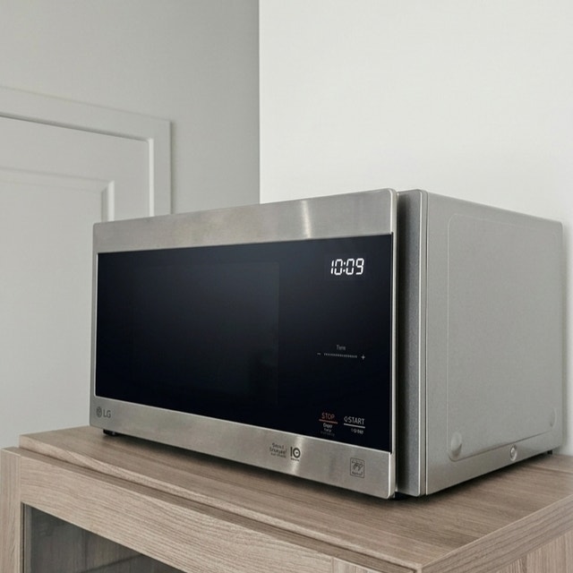 LG NeoChef Stainless Steel Countertop Microwave