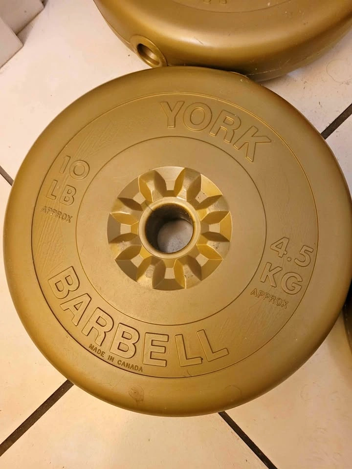York Barbell/dumbell Weight Plates
