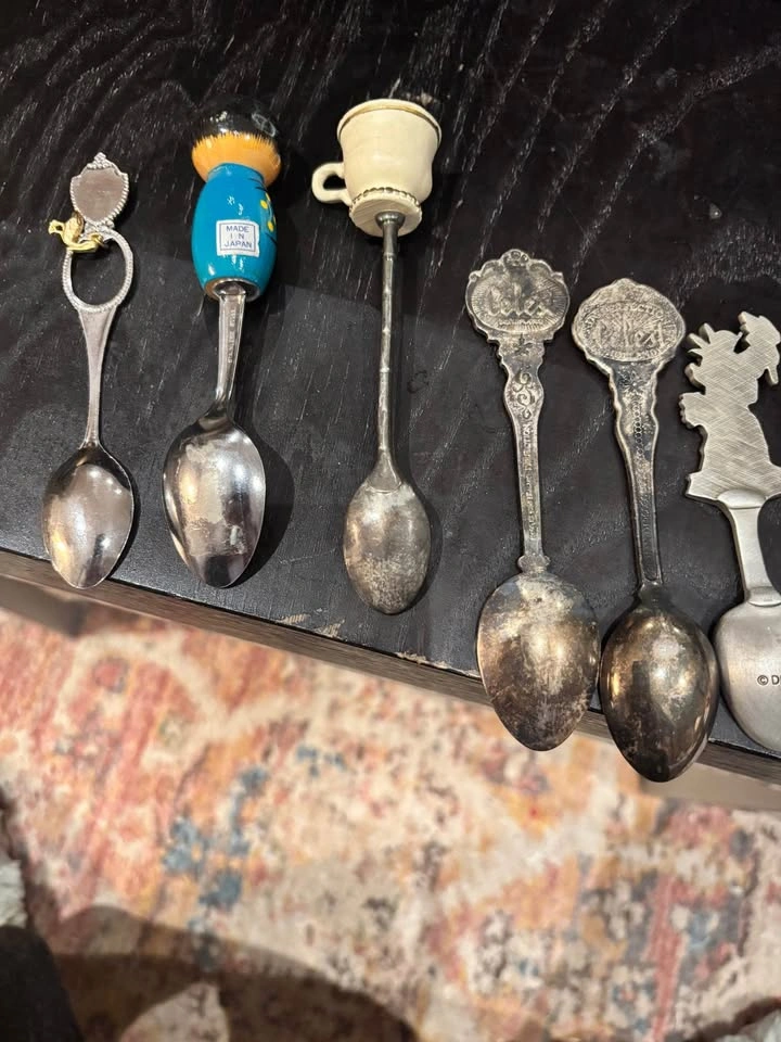 Vintage Souvenir Spoon Collection - 6 Pieces - photo 2