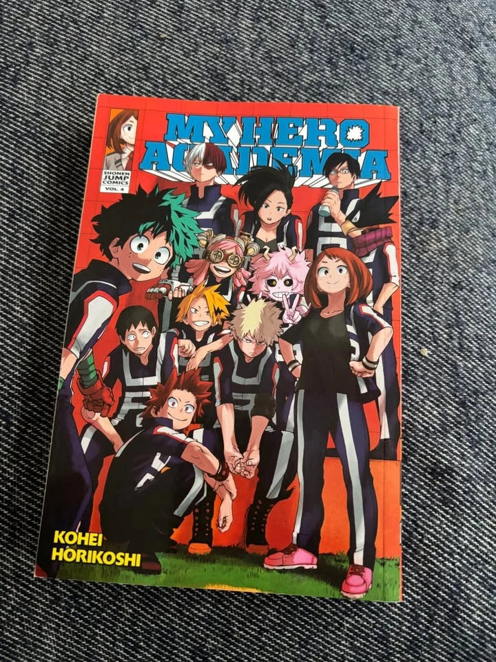 My Hero Academia books 1-4 - photo 2