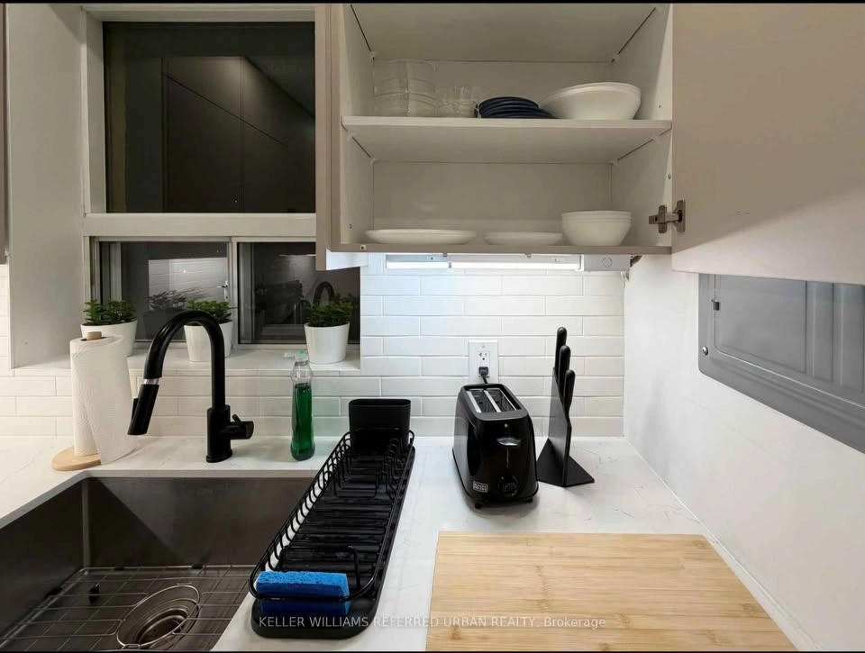 2 Beds 1 Bath - Apartment Toronto - photo 2