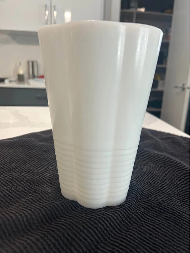 Vintage White Glass Vase - photo 3