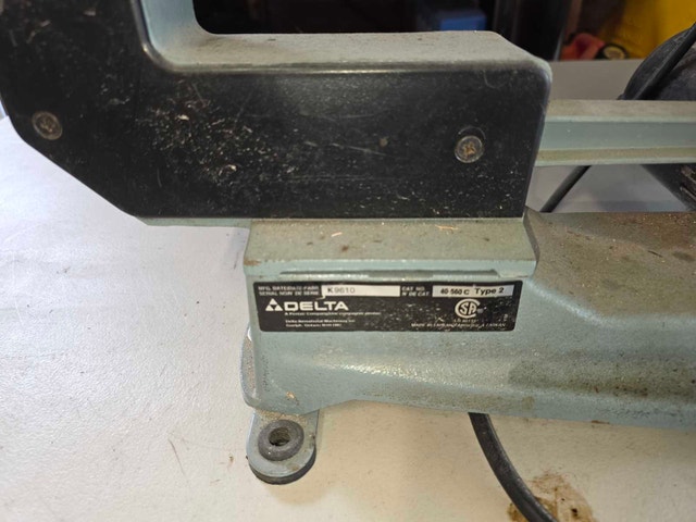 Delta 16" Scroll Saw - photo 2