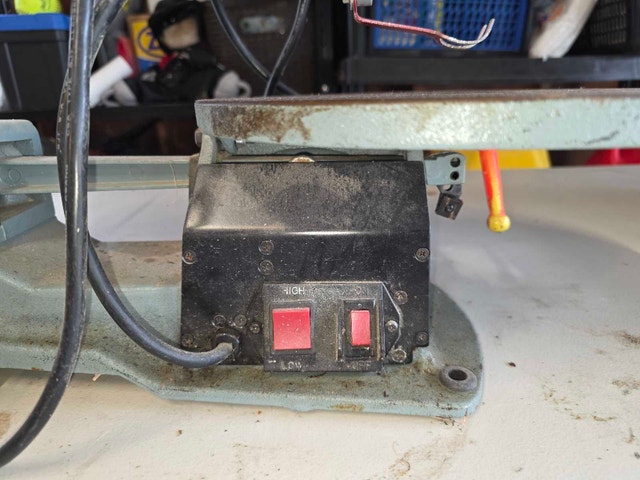 Delta 16" Scroll Saw - photo 3