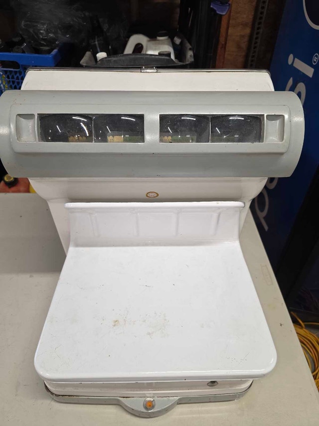 Toledo Commercial Counter Scale - photo 2