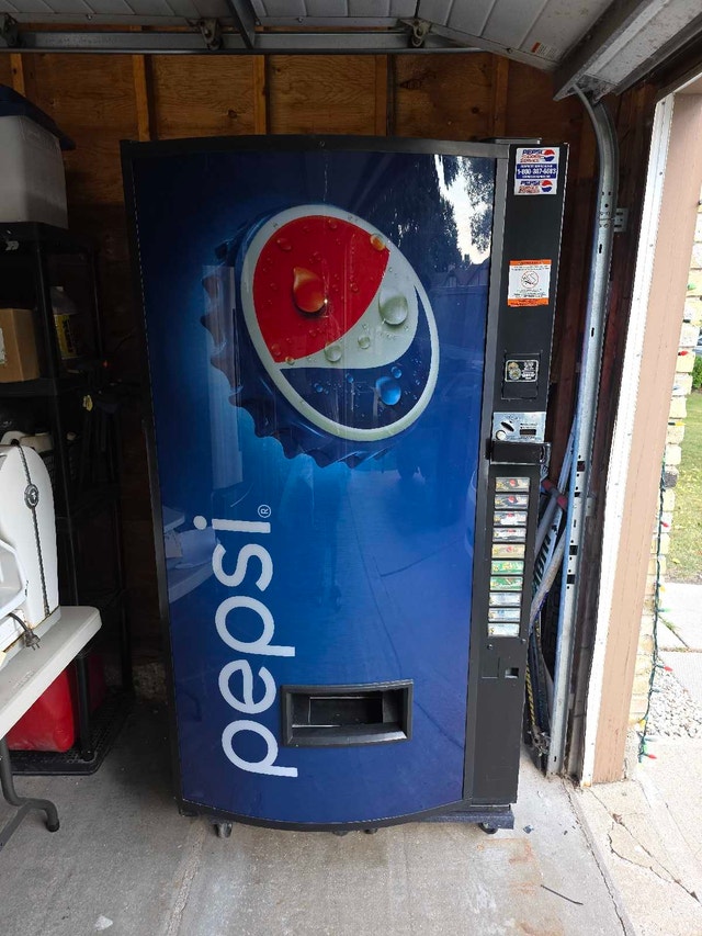 Pepsi Vending Machine