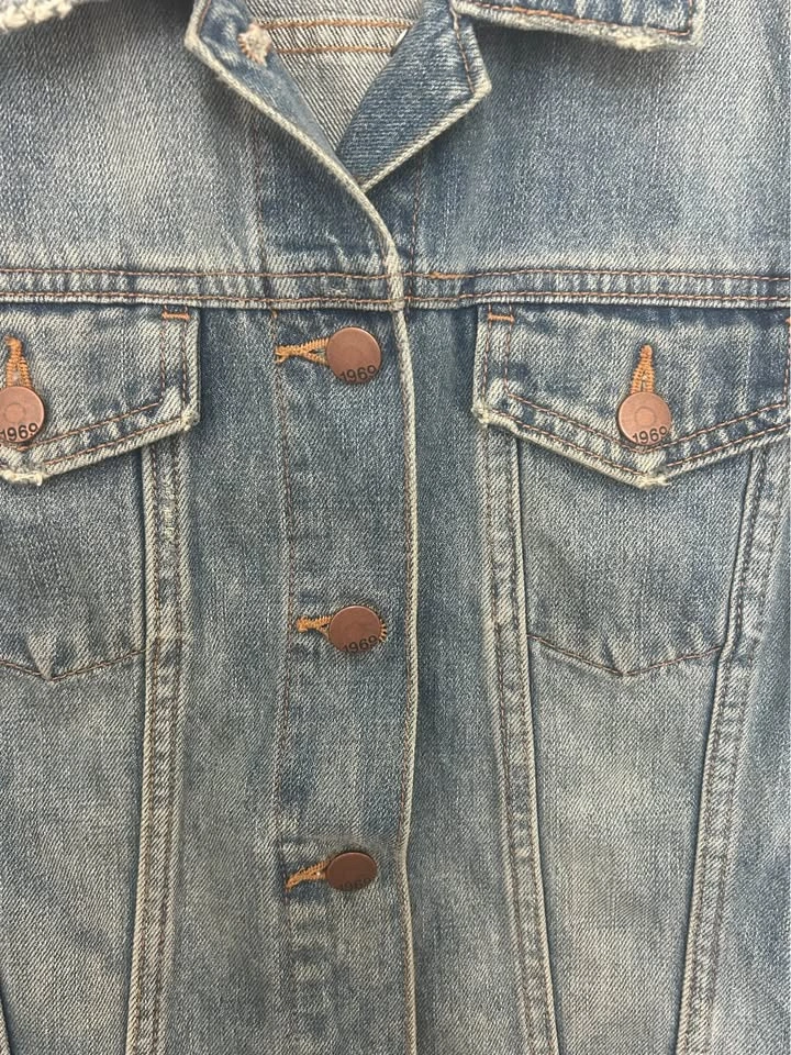 Gap 1969 Medium Wash Distressed Denim Trucker Jacket Size S - photo 5