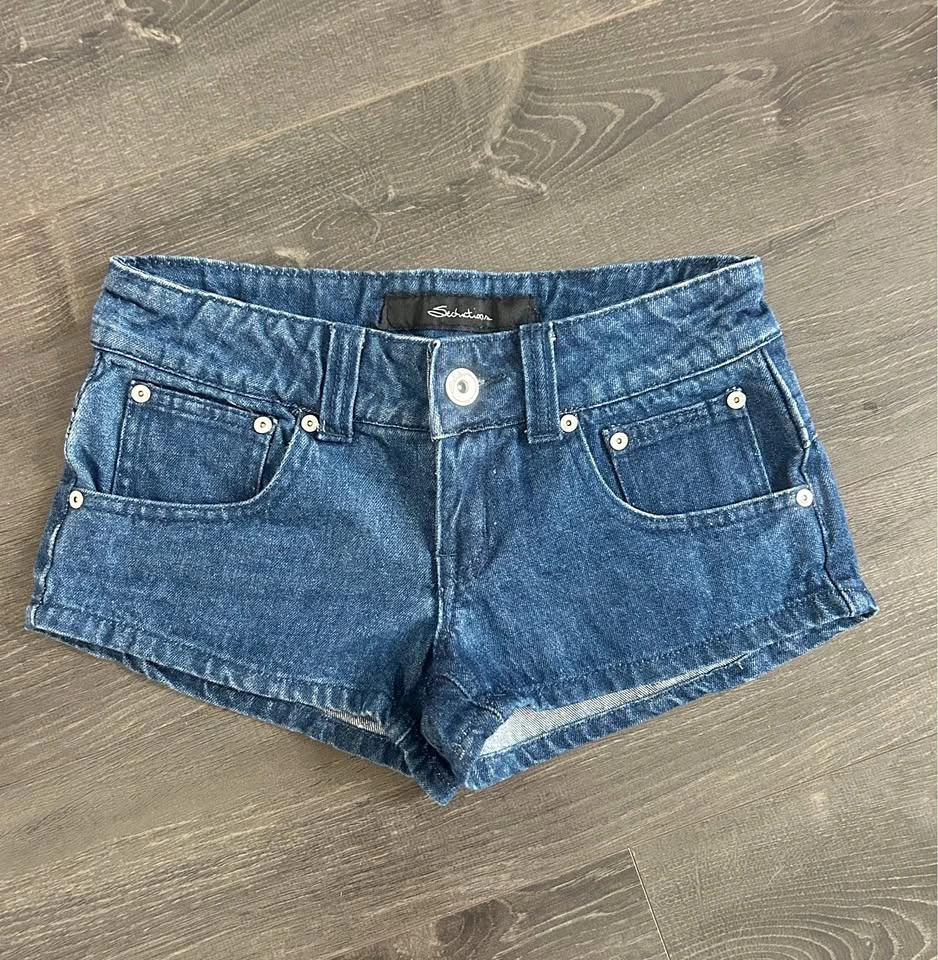 Seductions Vintage Y2K Denim Micro Shorts 2000s / Size 3