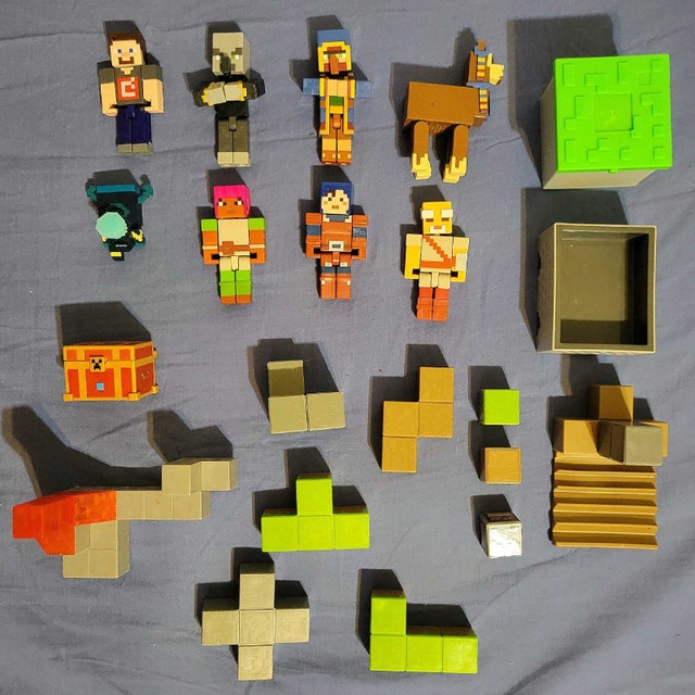 Minecraft Figures Lot
