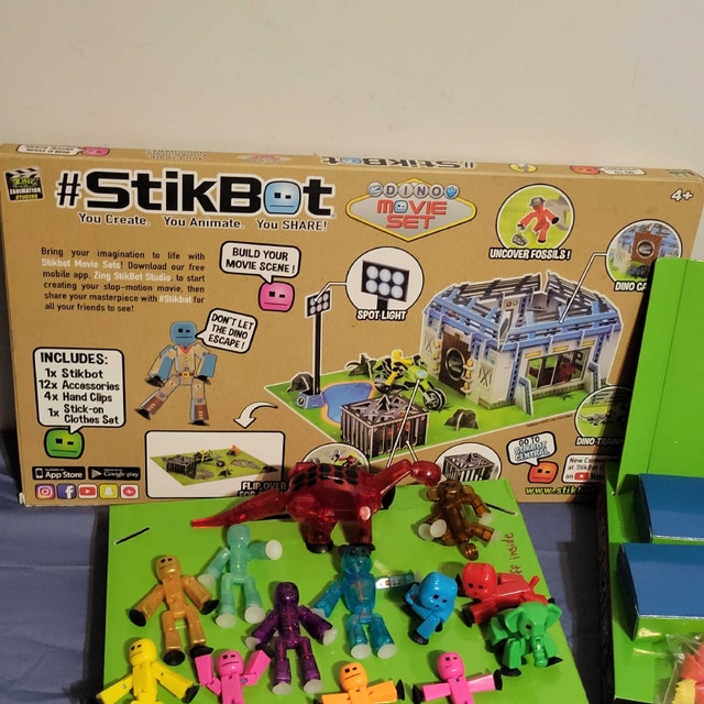 Stikbots Large Lot Playsets Figures Accessories Toys - photo 4