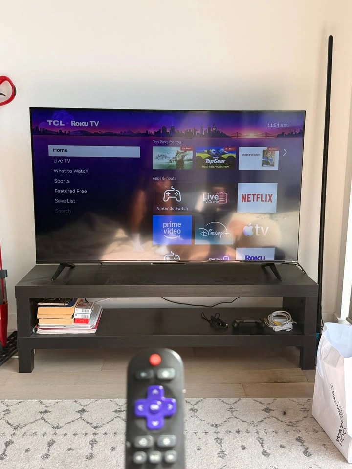 Roku 43" TV - photo 5