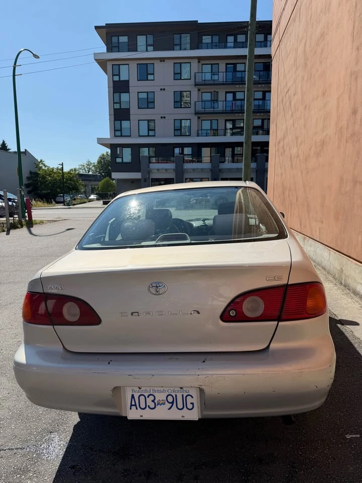 2001 Toyota Corolla - photo 3