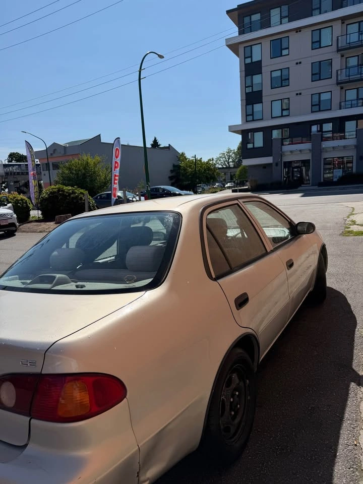 2001 Toyota Corolla - photo 4