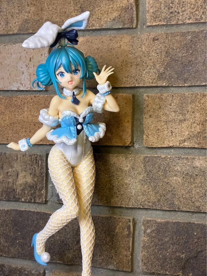 Hatsune Mike BiCute Bunnies Figure (large) - photo 2