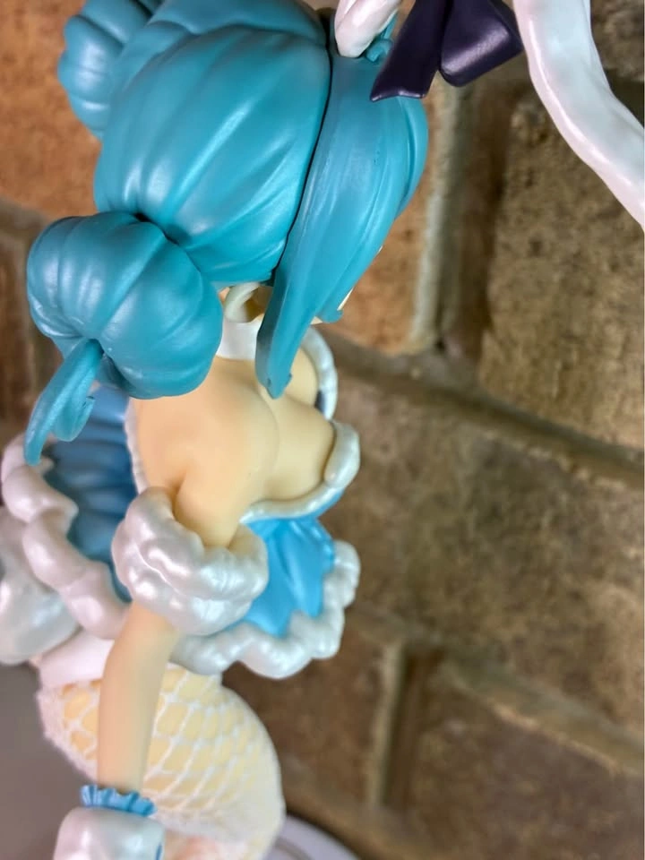 Hatsune Mike BiCute Bunnies Figure (large) - photo 4