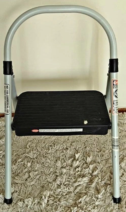1-Step Steel Folding Step Stool