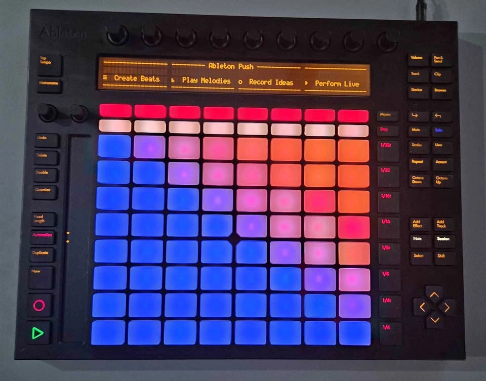 Ableton Push 1 Midi Controller in box w power supply + USB Cable