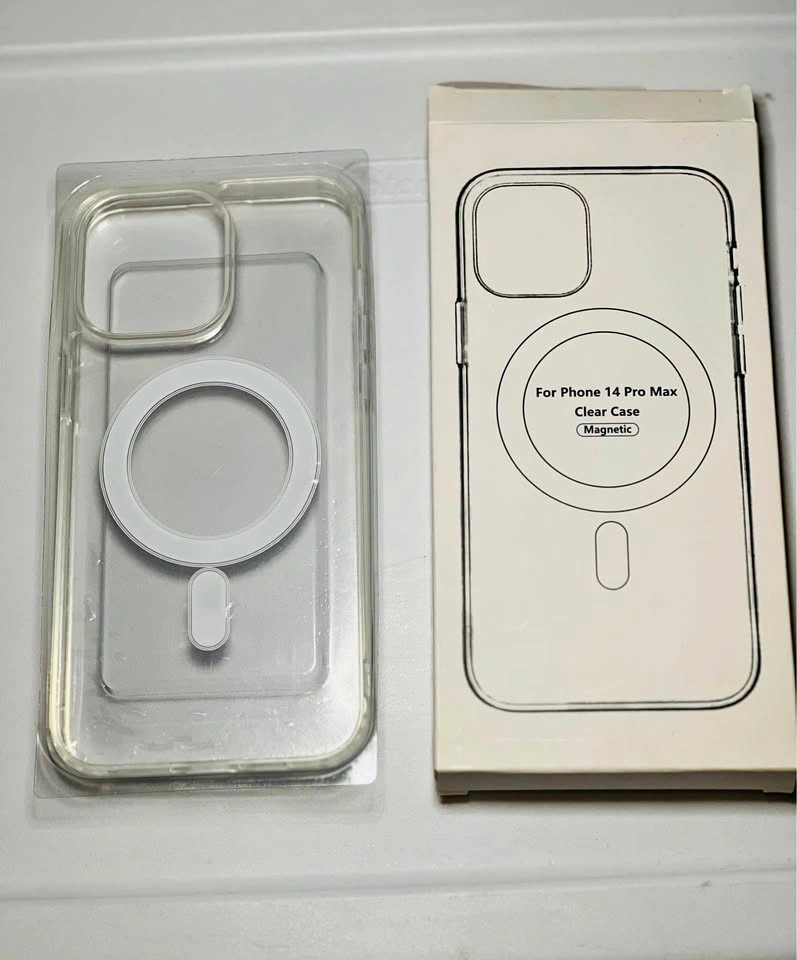 Magnetic Clear Case for iPhone 14 Pro Max