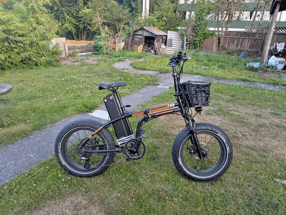 RAD POWER MINI FOLDABLE E BIKE