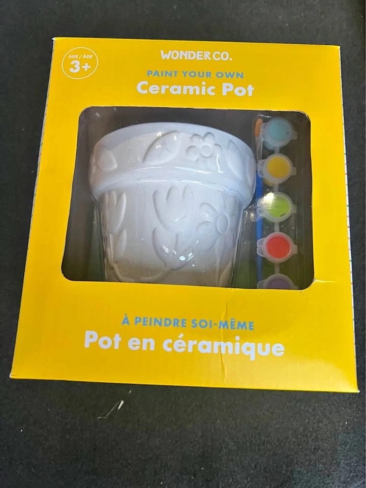 Brand New Wonder Co. Paint Your Own Ceramic Pot Kit