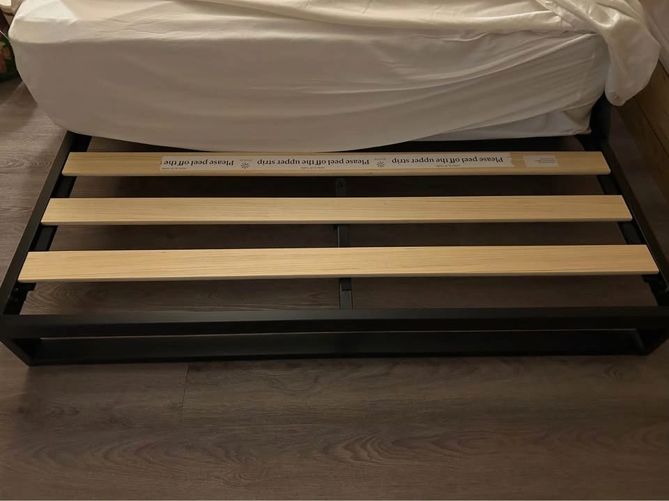 Platform Bed Frame - Full/double - photo 3