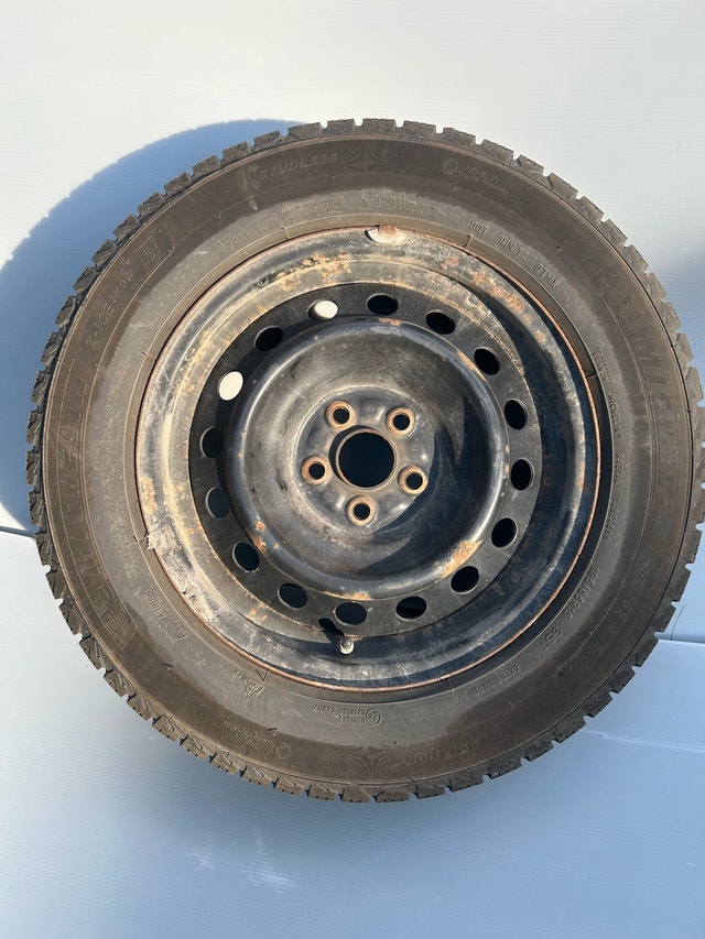 Winter Tires w/ steel rims - photo 3