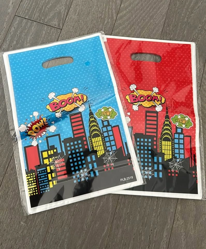 30 pcs Superhero Party Gift Bags - photo 2