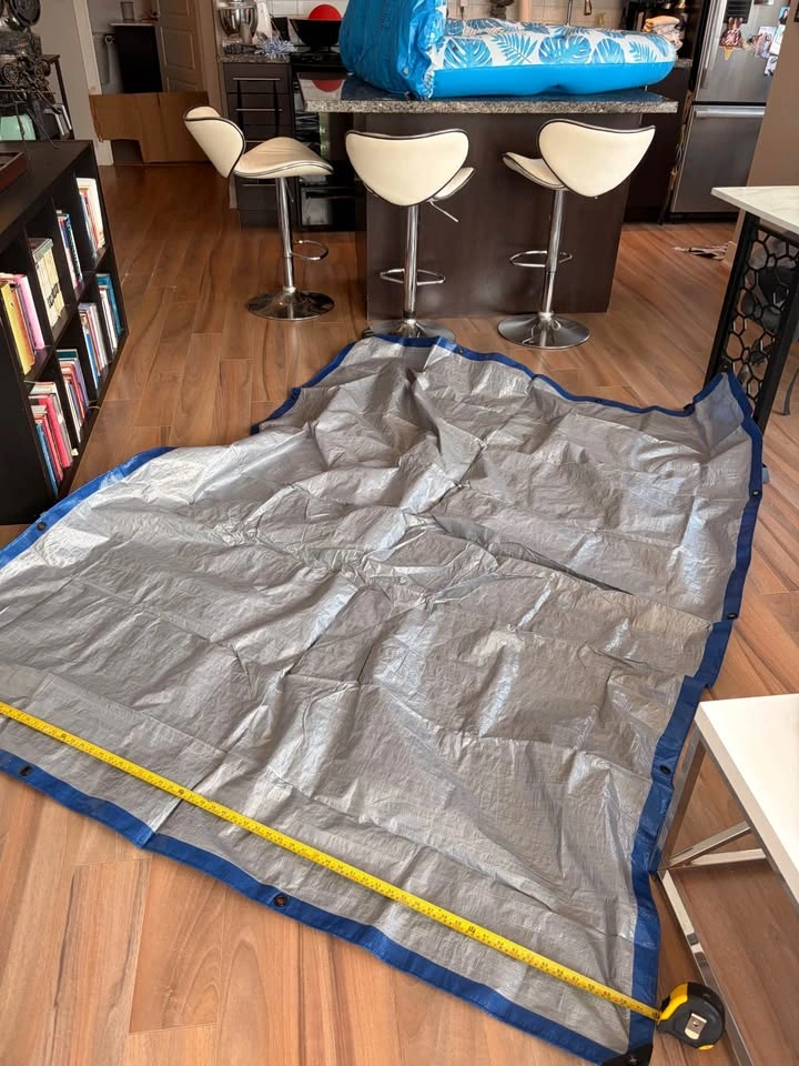 Heavy-Duty Tarp + 3 x 50’ Ropes – $25 - photo 2
