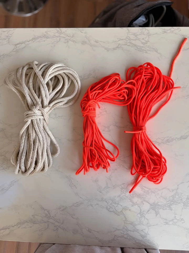 Heavy-Duty Tarp + 3 x 50’ Ropes – $25 - photo 5