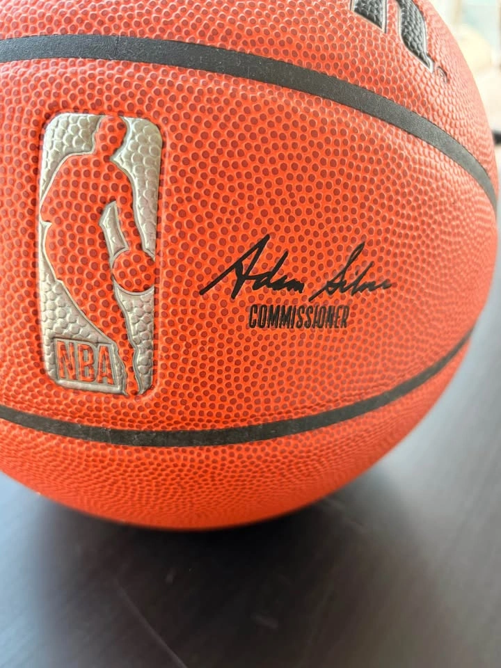 Wilson NBA Signature Series Basketball – Size 7 – Indoor/Outdoor - photo 2