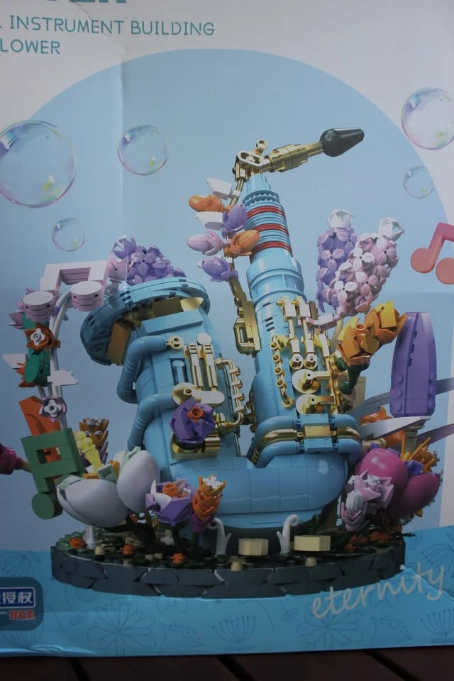 Saxophone Lego - photo 3