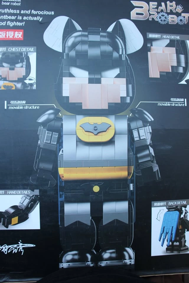 Batman Bearbrick Lego - photo 2