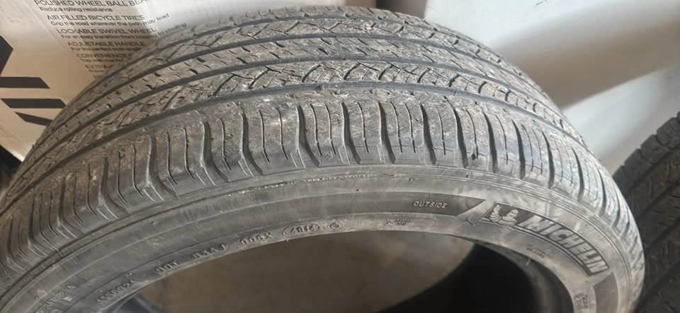 4 All Season Tires 235/55 R20 - photo 5