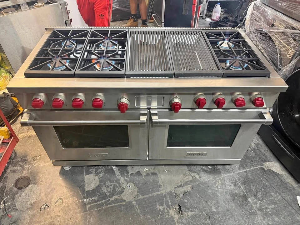 Wolf 60" Dual Fuel Range Double Oven with Griddle