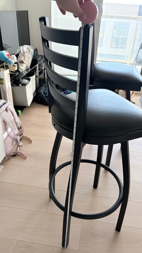 2xSwivel Bar Stool (not height adjustable) - photo 3