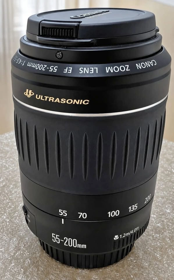 Original Canon lens EF 55-200mm f/4.5-5.6 II USM