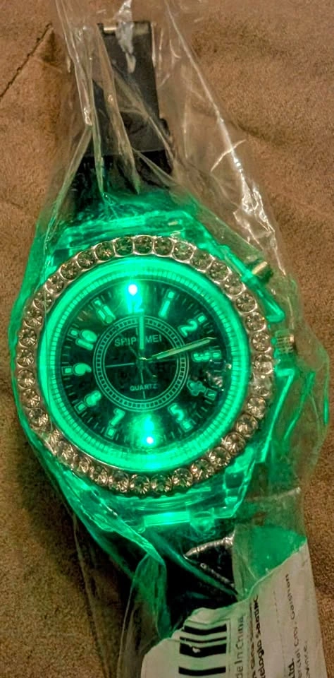 LED Light Flash Luminous Silicone Fashion Watch - photo 4