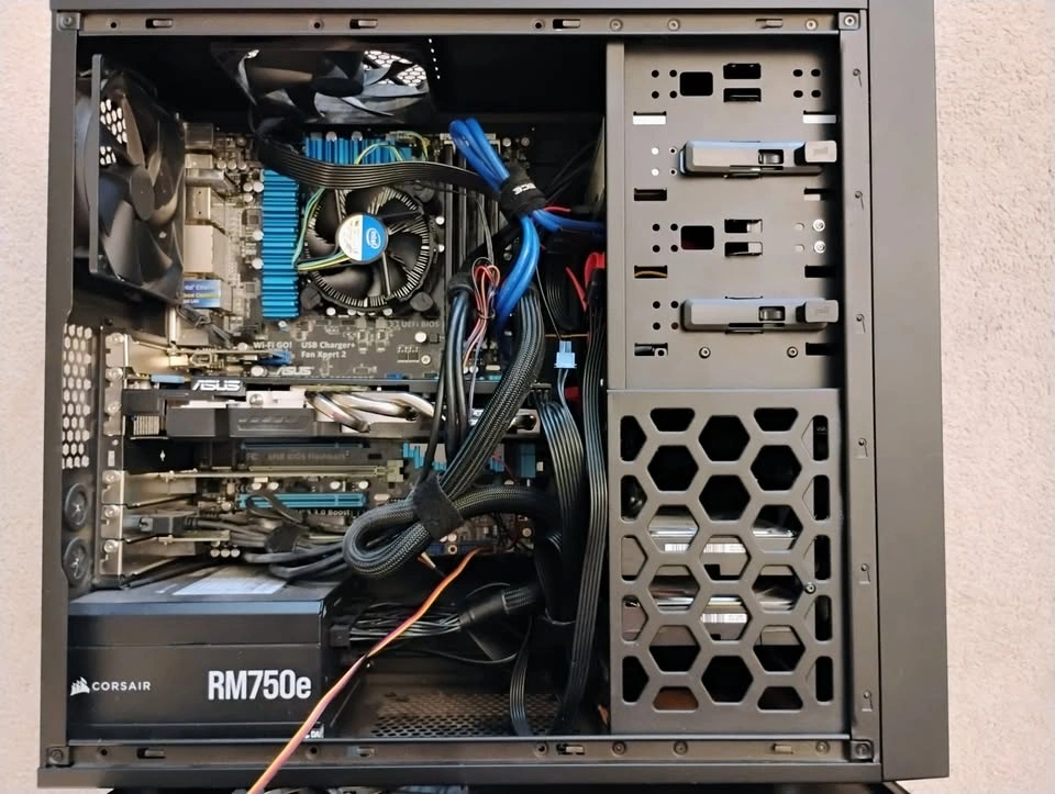 Custom Desktop | 32GB RAM | 3.75TB Storage | DVD writer - photo 4