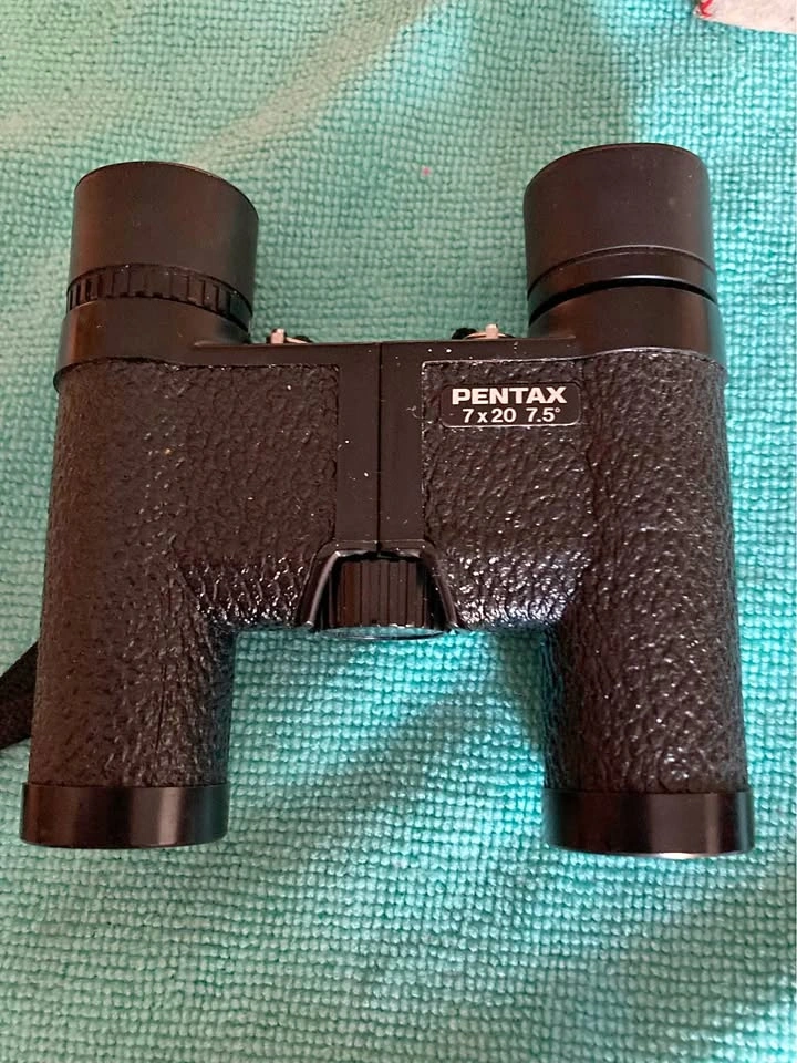 Vintage Pentax 7x20 Compact Binoculars - 7.5 Field Of View