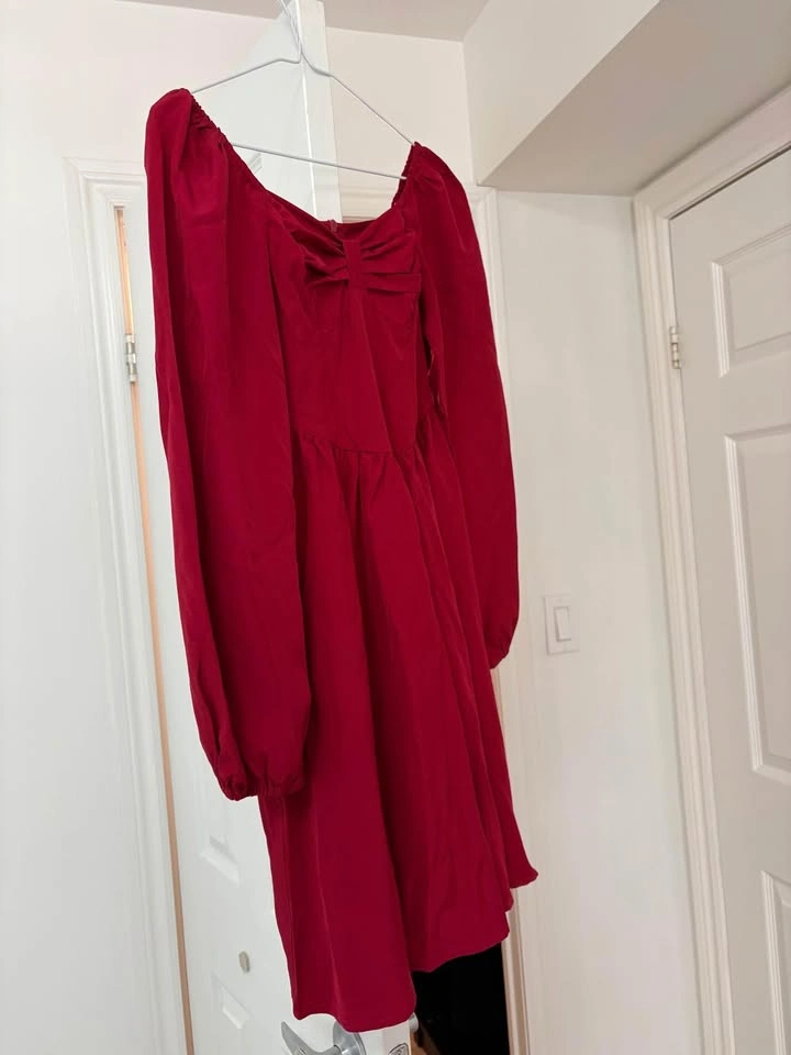 New unworn Shein tween dress Burgundy size 13 or XXS - photo 2