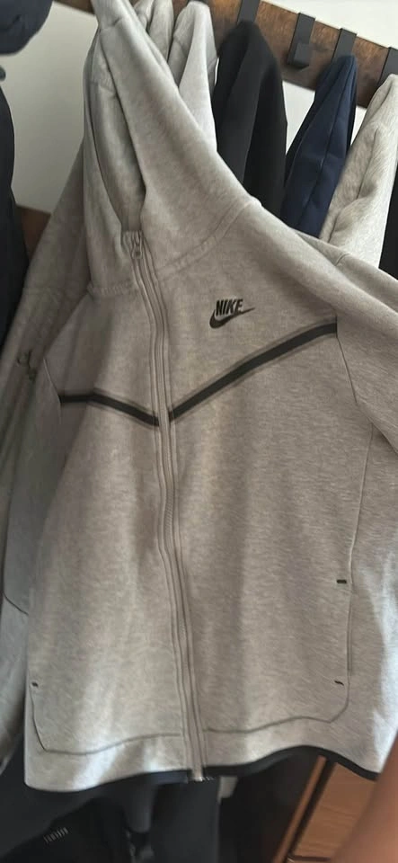 Nike tech grey set youth xl size - photo 4