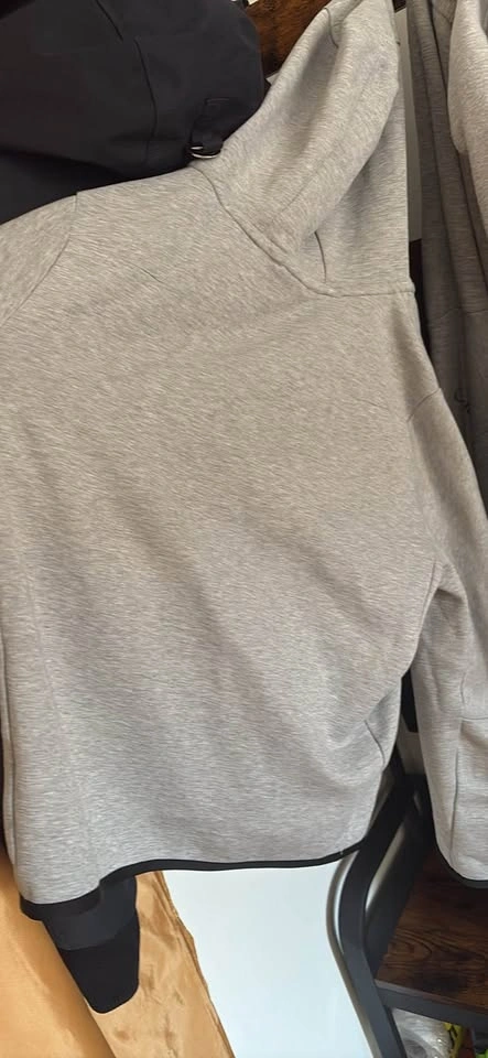 Nike tech grey set youth xl size - photo 5