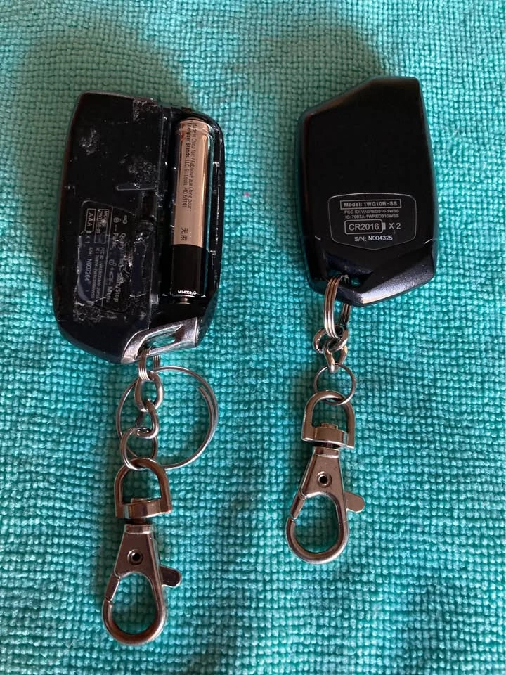 Compustar Remotes (1WG10R-SS Companion & 2W901R-SS Parts) - photo 2