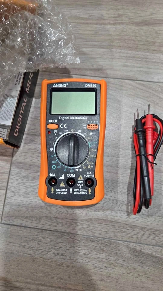 Digital multimeter