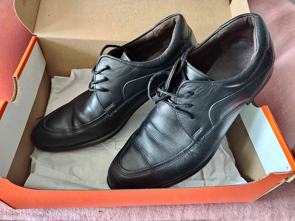 Men's Black Leather Dress Shoes