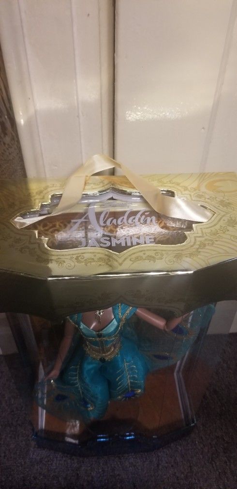 Disney Aladdin 2019 Jasmine Doll | Limited edition - photo 2