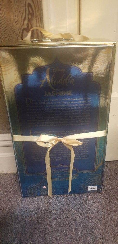 Disney Aladdin 2019 Jasmine Doll | Limited edition - photo 3
