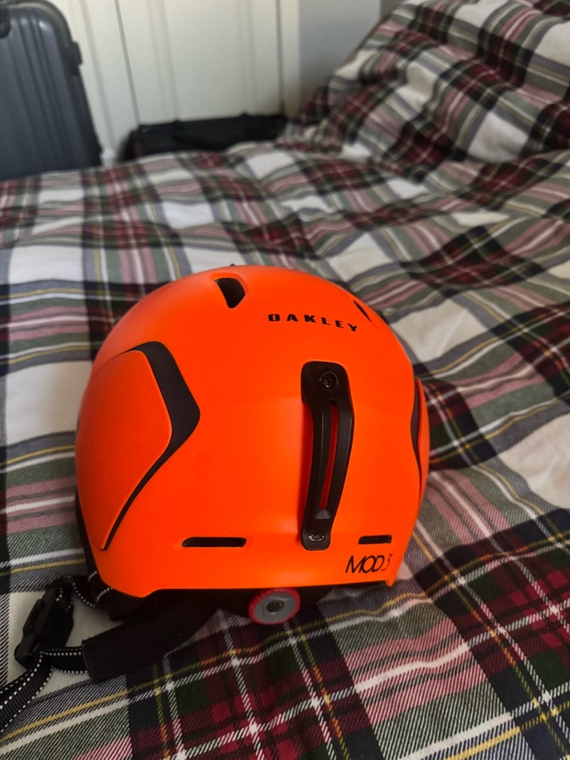 Oakley Helmet and Anon Goggles - photo 4