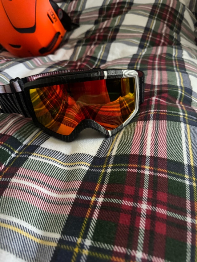 Oakley Helmet and Anon Goggles - photo 5